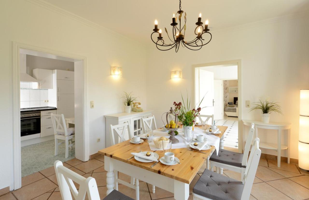 Ferienhaus Fuer 8 Personen Mit Kamin & Terrasse Boltenhagen  Exterior foto