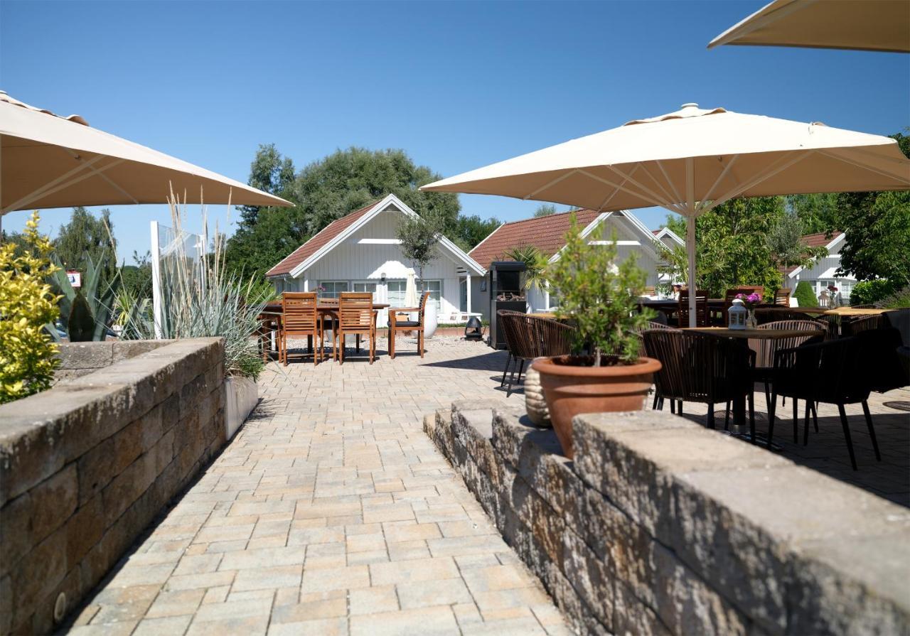 Ferienhaus Fuer 8 Personen Mit Kamin & Terrasse Boltenhagen  Exterior foto